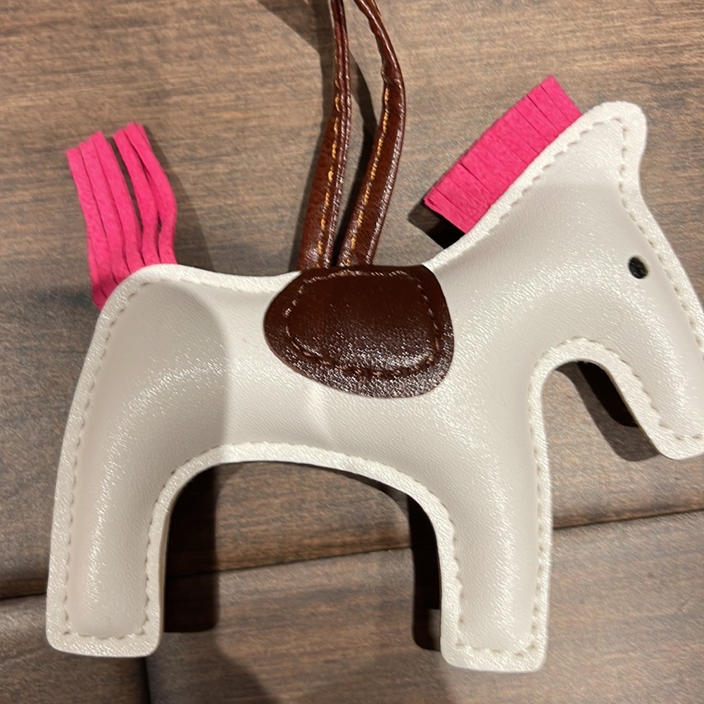 New rodeo - Picture 2 of 2